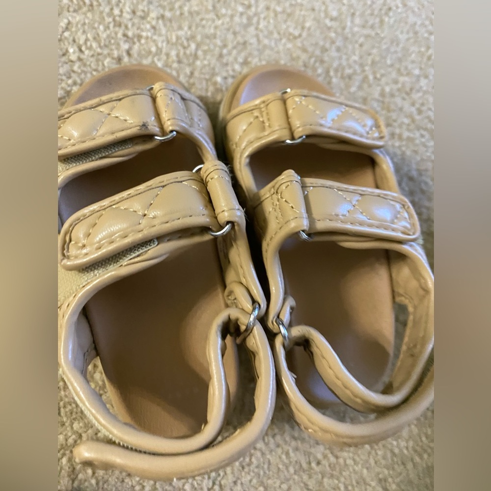 SANDALS - Picture 2 of 3